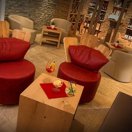Passo Sella Dolomiti Mountain Hotel